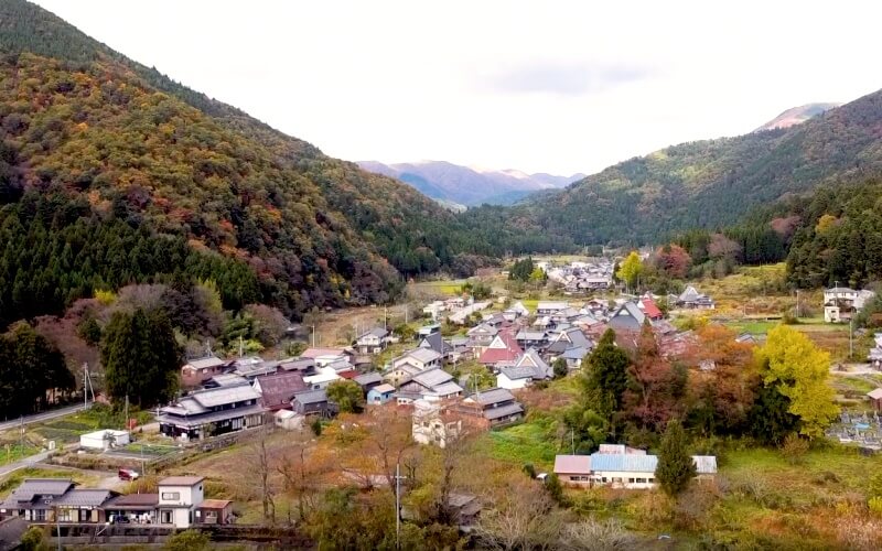 伊吹山の麓　大久保の風景